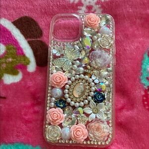 Decorative Floral Phone Case - Pink and White